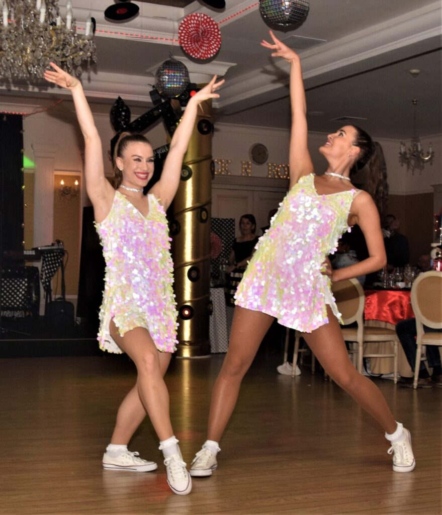 DSC_10279-scaled-e1732988786488-879x1024 Pokazy Taneczne Zespołu Queens