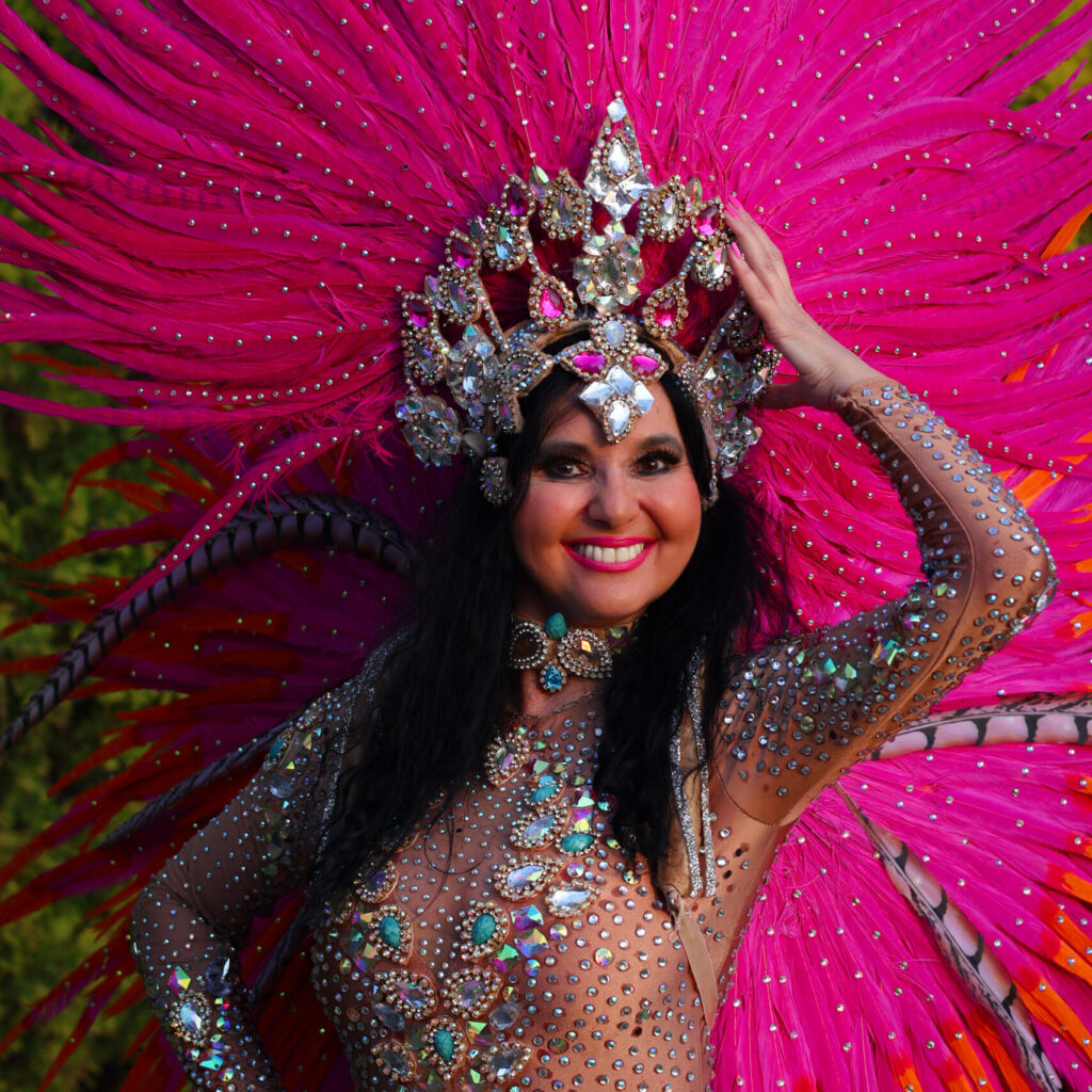 cropped-image-9-e1756844371891-1024x1024 Poznaj nasze tancerki