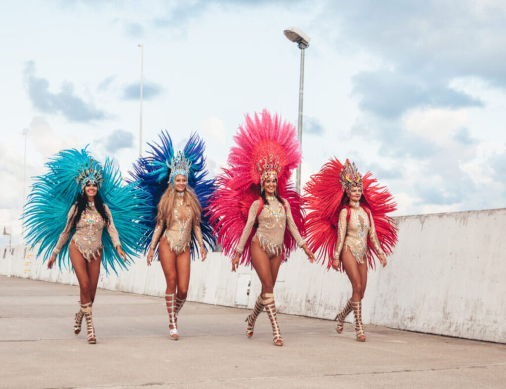 cropped-photo-103-e1664104617827-1024x787 Zabierz się z nami w podróż dookoła świata